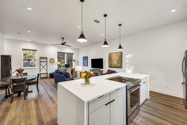 2210 Shea Road 102, Dallas, TX 75235