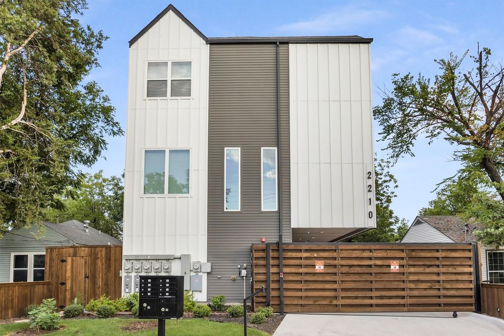 2210 Shea Road 102, Dallas, TX 75235 — photo 3