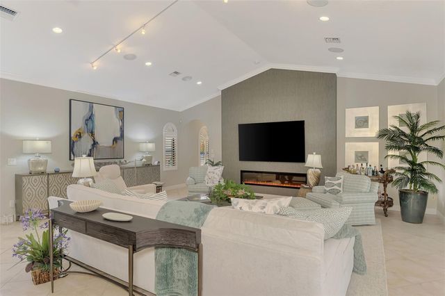 256 PENSACOLA ROAD, Venice, FL 34285