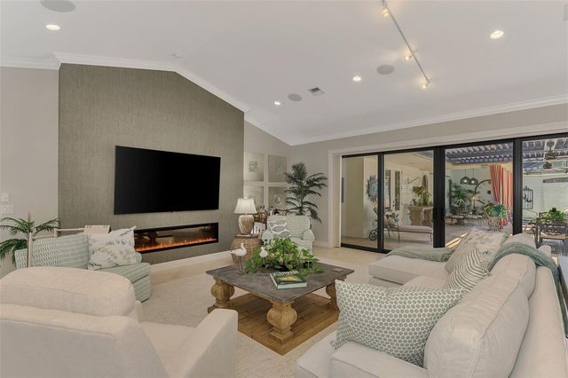 256 PENSACOLA ROAD, Venice, FL 34285
