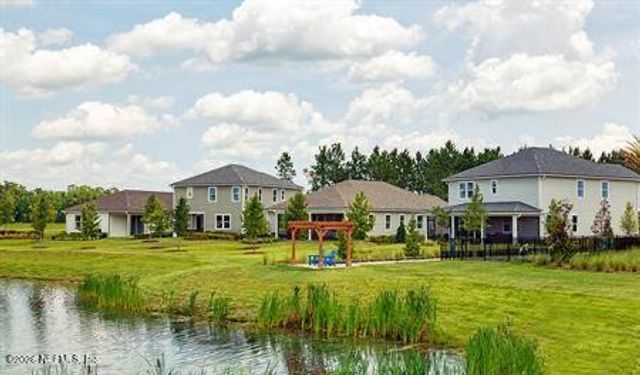 35 WHITE TREE Court, St. Augustine, FL 32092