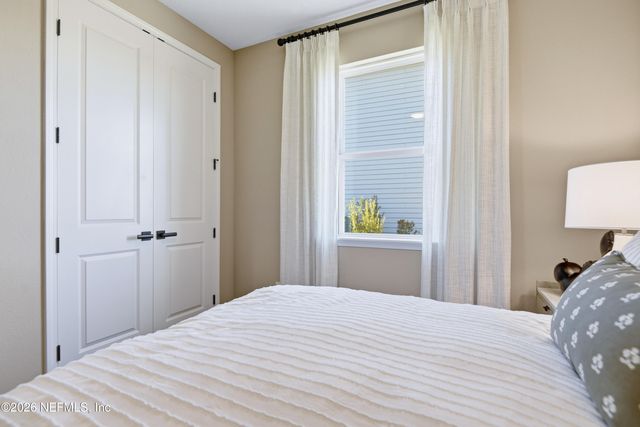 35 WHITE TREE Court, St. Augustine, FL 32092