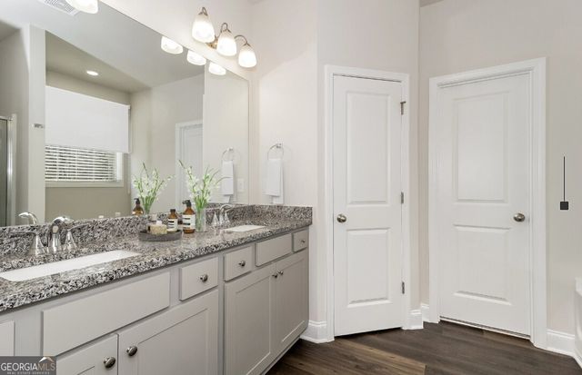 10 Silvercharm Way 196, Dallas, GA 30132