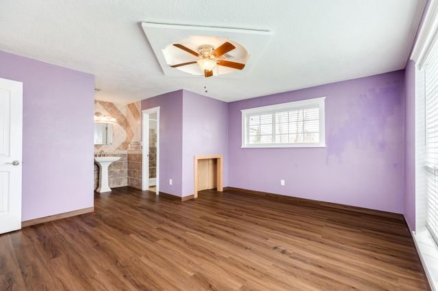 400 Pecan Estates Road C616R, Angleton, TX 77515