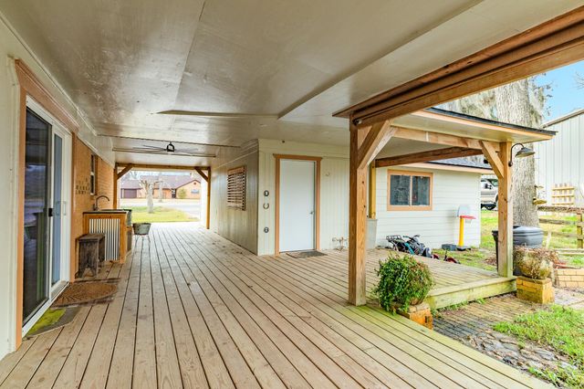 400 Pecan Estates Road C616R, Angleton, TX 77515