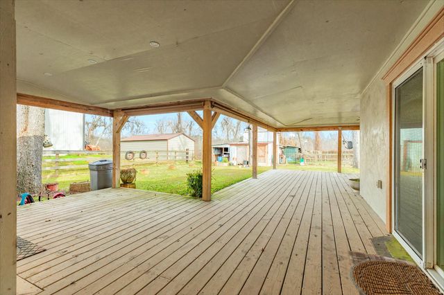 400 Pecan Estates Road C616R, Angleton, TX 77515