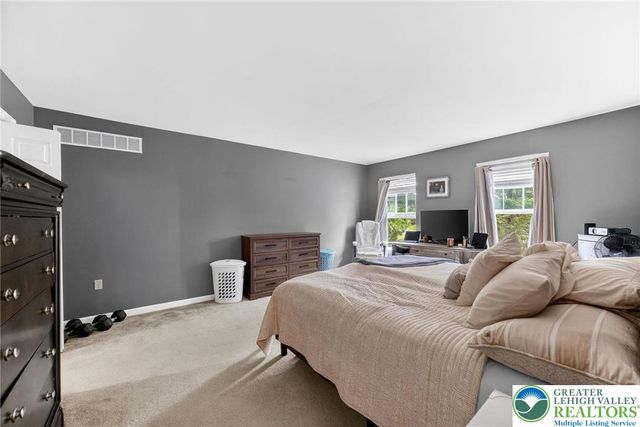 2330 Southridge Drive, Price Twp, PA 18302
