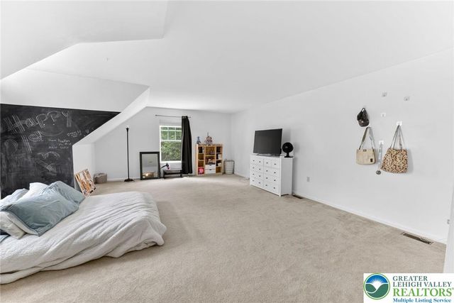 2330 Southridge Drive, Price Twp, PA 18302