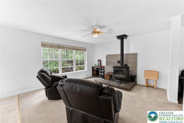 2330 Southridge Drive, Price Twp, PA 18302
