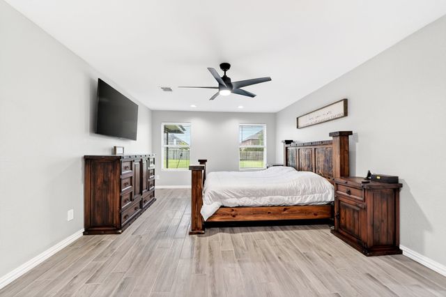 103 Avery Lane, Fate, TX 75189