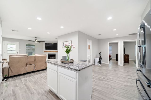 103 Avery Lane, Fate, TX 75189