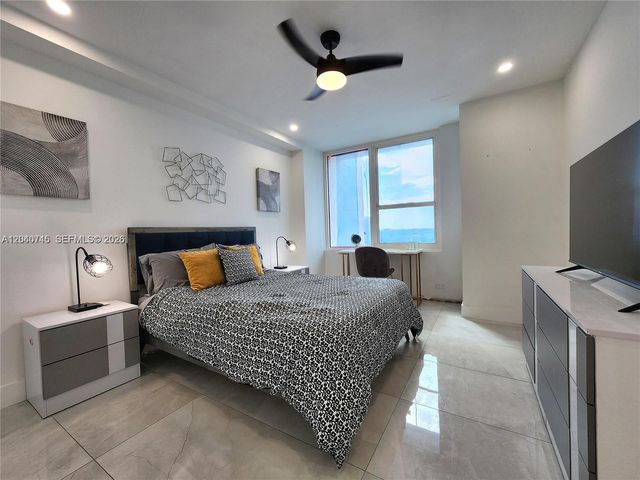 3505 S Ocean Drive PENTHOUSE 1502, Hollywood, FL 33019