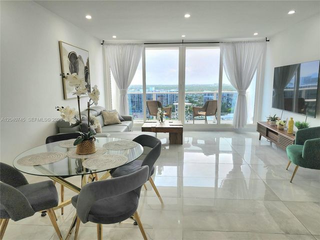 3505 S Ocean Drive PENTHOUSE 1502, Hollywood, FL 33019