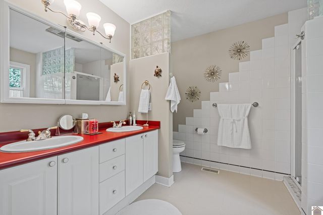 314 Bird Song Dr.,, Cadiz, KY 42211