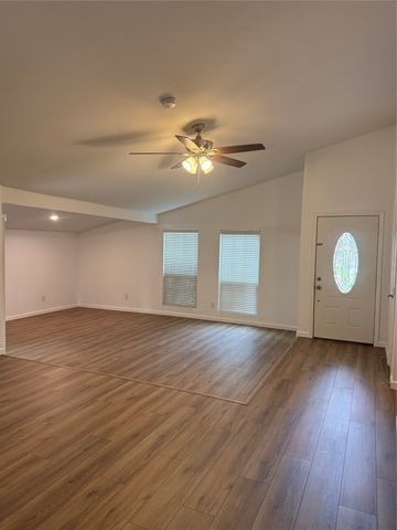 429 Hardwood Trail, Mesquite, TX 75150