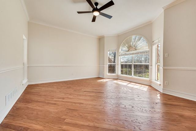 608 Hawthorn Circle, Highland Village, TX 75077