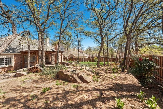 608 Hawthorn Circle, Highland Village, TX 75077