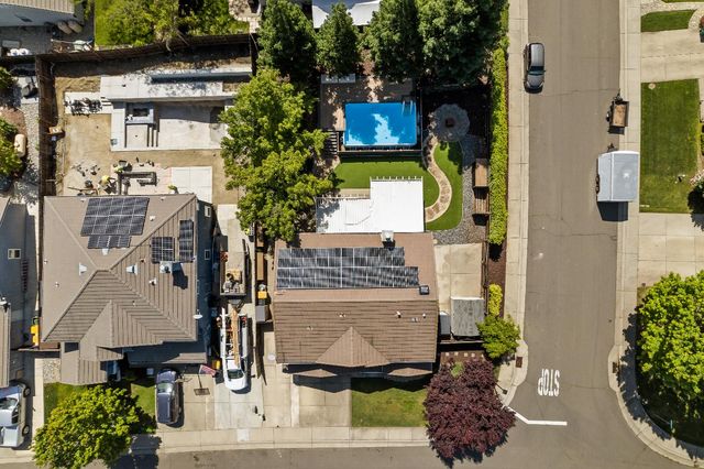4237 Crazy Horse Rd, Cameron Park, CA 95682
