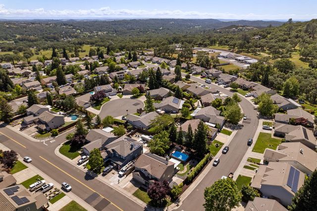 4237 Crazy Horse Rd, Cameron Park, CA 95682