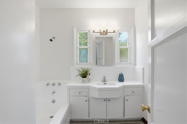 732 N Lima Street, Burbank, CA 91505