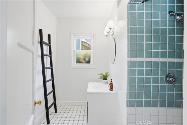 732 N Lima Street, Burbank, CA 91505
