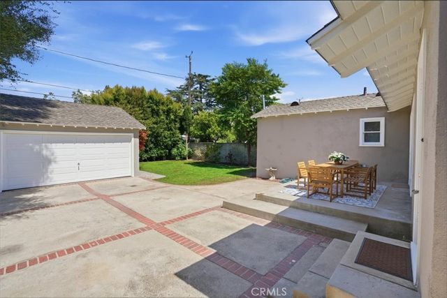 732 N Lima Street, Burbank, CA 91505
