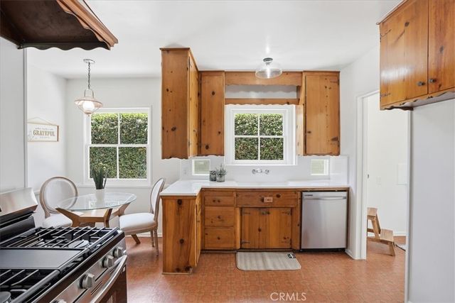 732 N Lima Street, Burbank, CA 91505