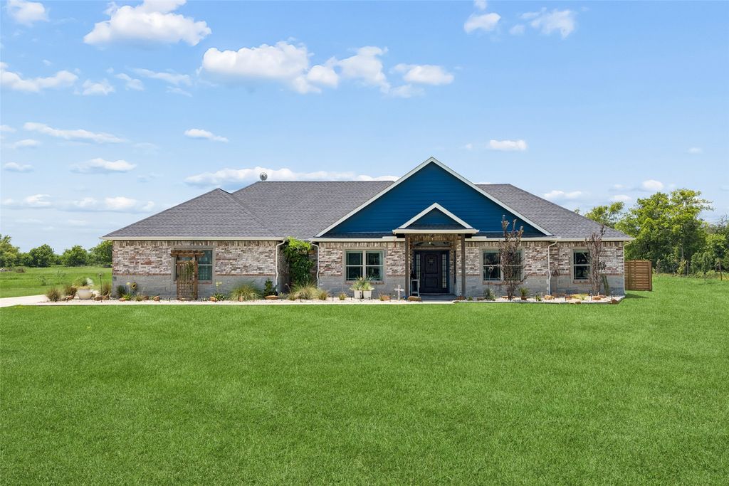 1000 Winding Wood Trail, Scurry, TX 75158
