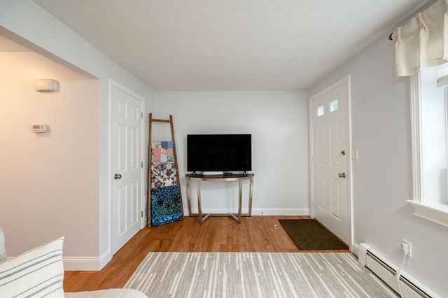 4 Lydon Lane B1-4, Halifax, MA 02338