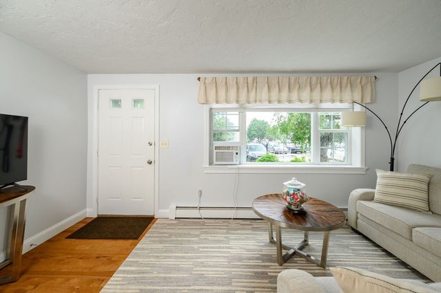 4 Lydon Lane B1-4, Halifax, MA 02338