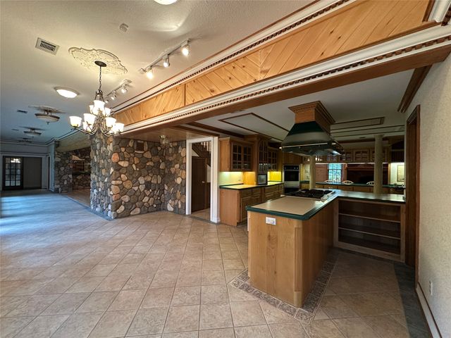 217 Sunray Lane, Sunnyvale, TX 75182