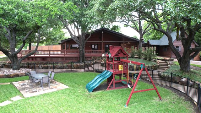 217 Sunray Lane, Sunnyvale, TX 75182