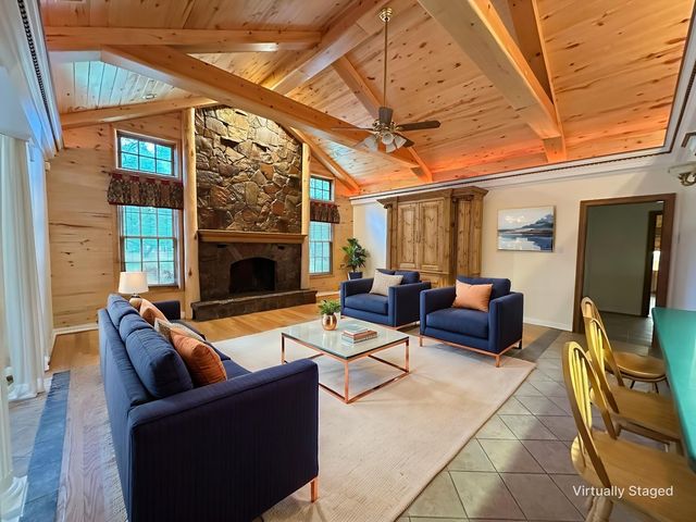217 Sunray Lane, Sunnyvale, TX 75182