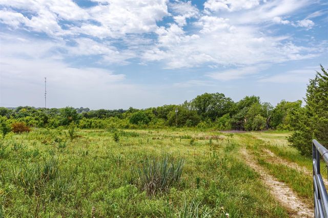 2075 County Road 151, Gainesville, TX 76240