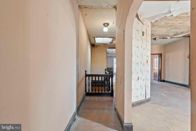 2120 BOLTON ST, Baltimore, MD 21217