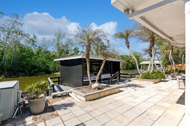 13502 COUNTRY CLUB DRIVE, Tavares, FL 32778