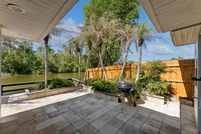13502 COUNTRY CLUB DRIVE, Tavares, FL 32778
