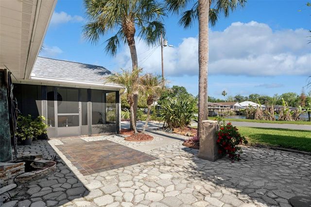 13502 COUNTRY CLUB DRIVE, Tavares, FL 32778