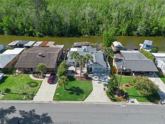 13502 COUNTRY CLUB DRIVE, Tavares, FL 32778