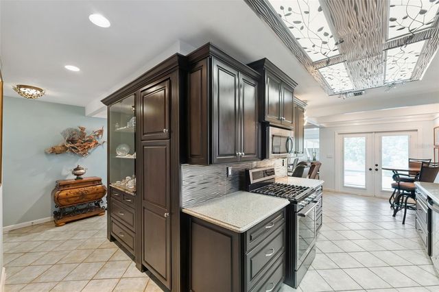 13502 COUNTRY CLUB DRIVE, Tavares, FL 32778