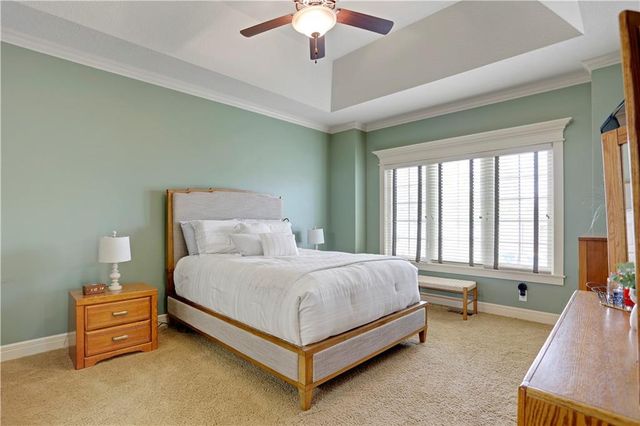 8528 Cardinal Street, Lenexa, KS 66219