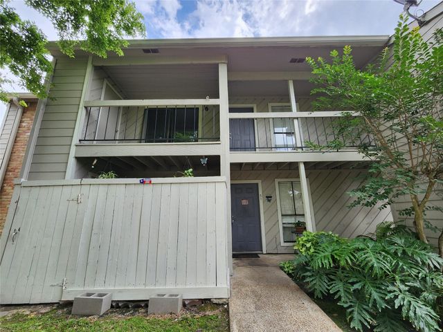 17331 Red Oak Drive 52, Houston, TX 77090
