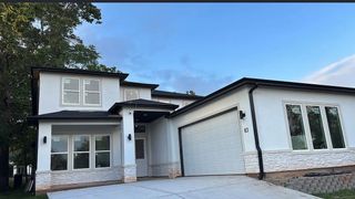 83 Creekwood Drive, Montgomery, TX 77356
