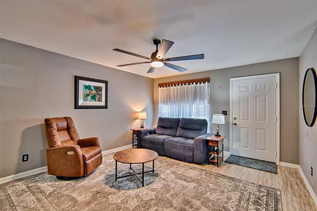 22434 NW 176TH AVENUE, High Springs, FL 32643