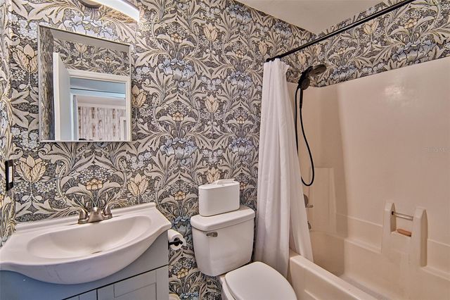 22434 NW 176TH AVENUE, High Springs, FL 32643