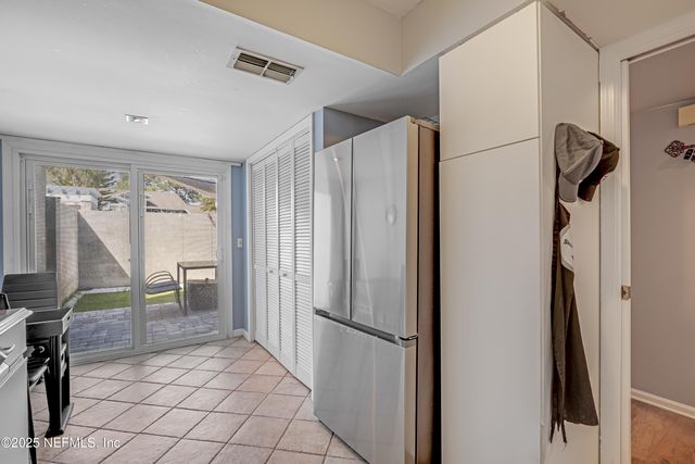 8118 BAYMEADOWS Circle E, 6, Jacksonville, FL 32256