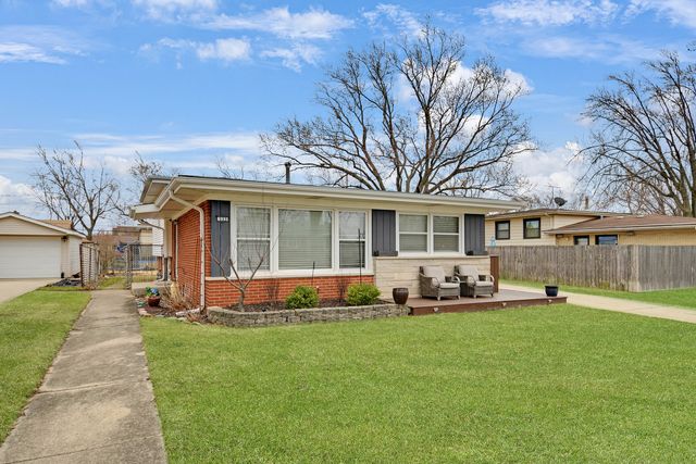 333 Homewood Court, Chicago Heights, IL 60411