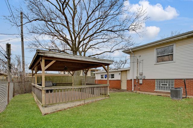 333 Homewood Court, Chicago Heights, IL 60411