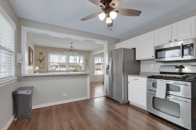 333 Homewood Court, Chicago Heights, IL 60411