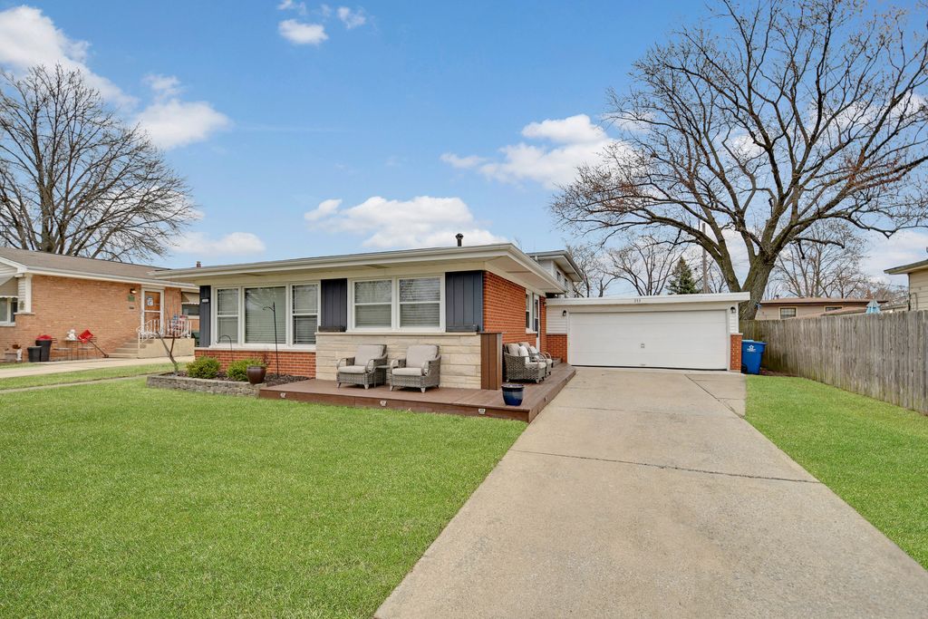 333 Homewood Court, Chicago Heights, IL 60411